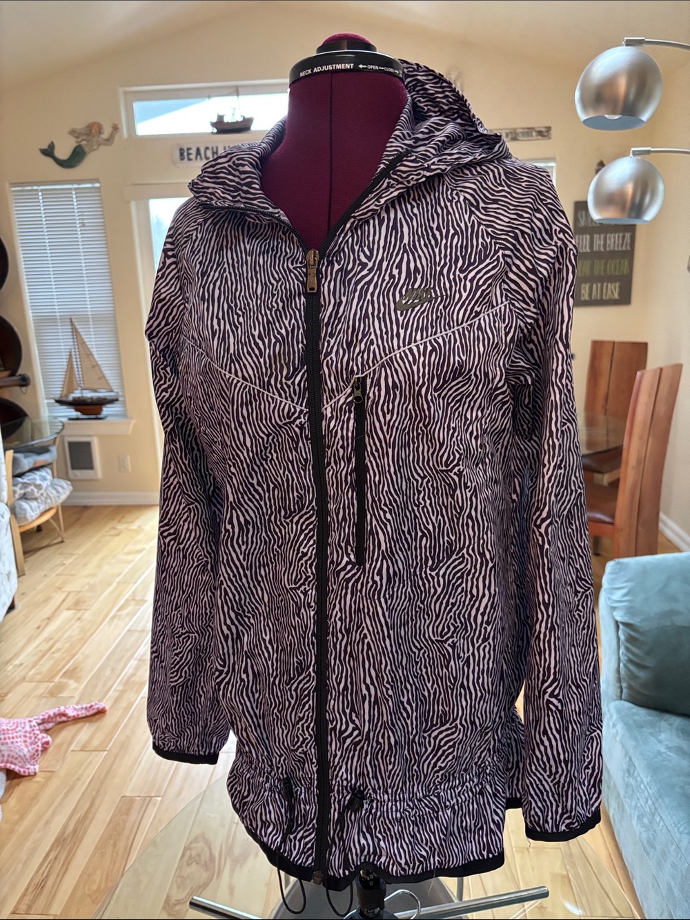 Nike Women's Black & Purple Zebra-Print Hooded Ski Jacket
